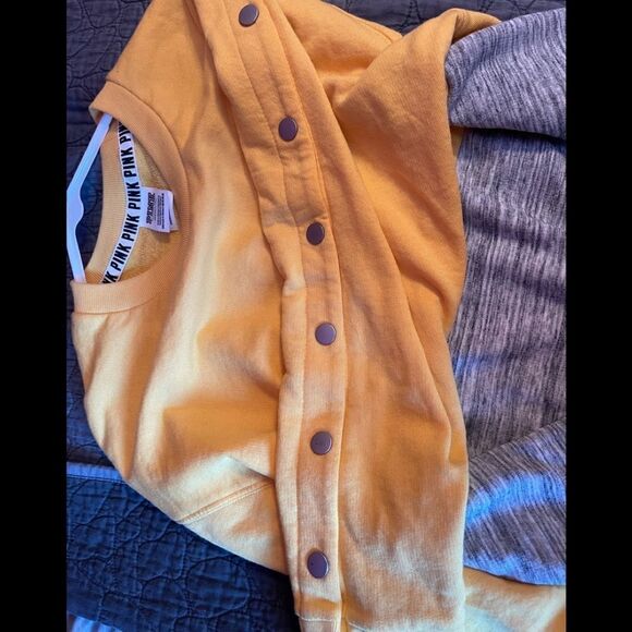 Victoria Secret Pink snap sleeved boyfriend cropped sweatshirt sz S - Picture 4 of 4